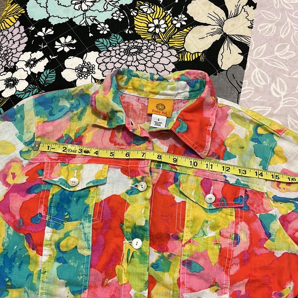 Ruby Rd. colorful Blazer - Picture 17 of 17